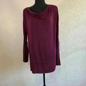 We The Free Luna off the shoulder long sleeve Tee Burgudy Women size Large